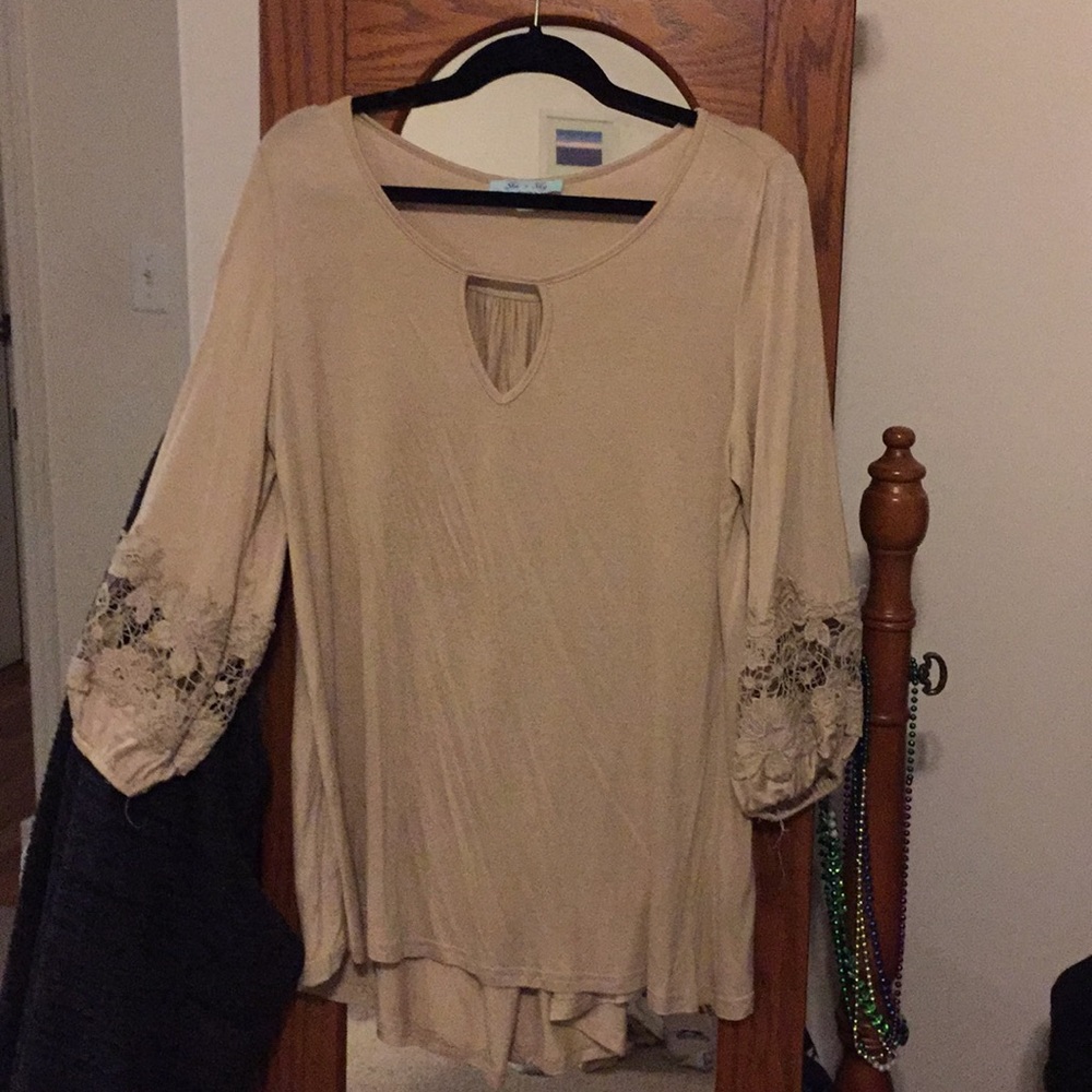 Khaki 3/4 sleeve tunic